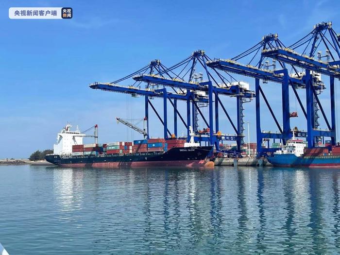 2021年海南货物贸易进出口总值1476.8亿元